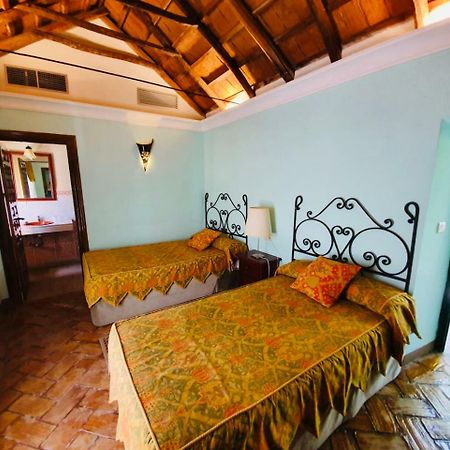 Granados Palacio Boutique Hotel Есіха Екстер'єр фото