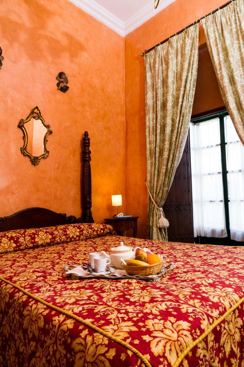 Granados Palacio Boutique Hotel Есіха Екстер'єр фото