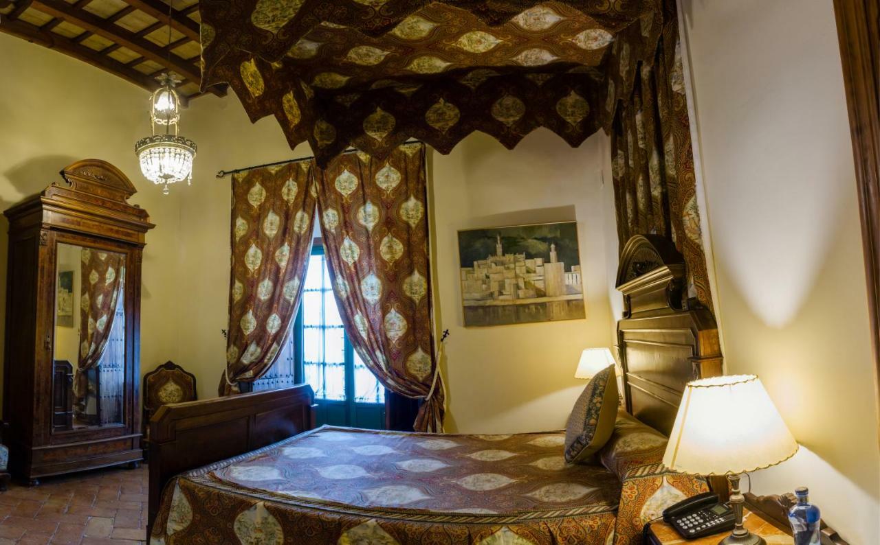 Granados Palacio Boutique Hotel Есіха Екстер'єр фото