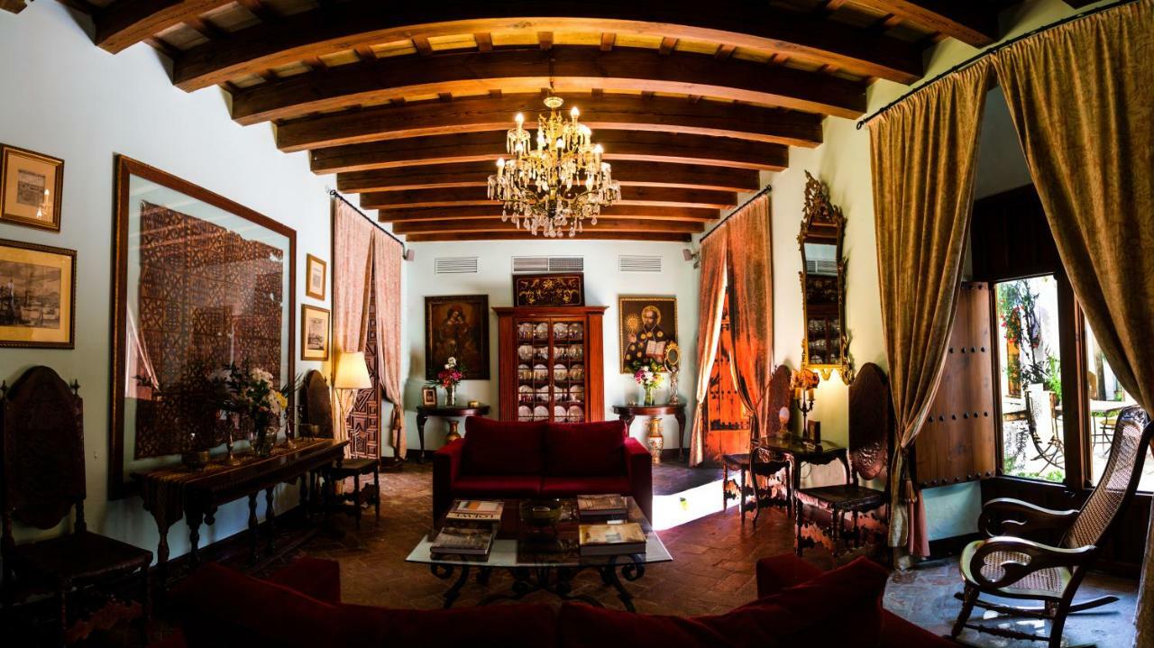 Granados Palacio Boutique Hotel Есіха Екстер'єр фото